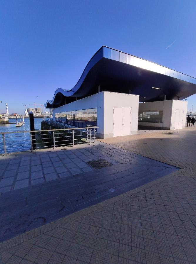 Penthouse Met Groot Terras * Oostende